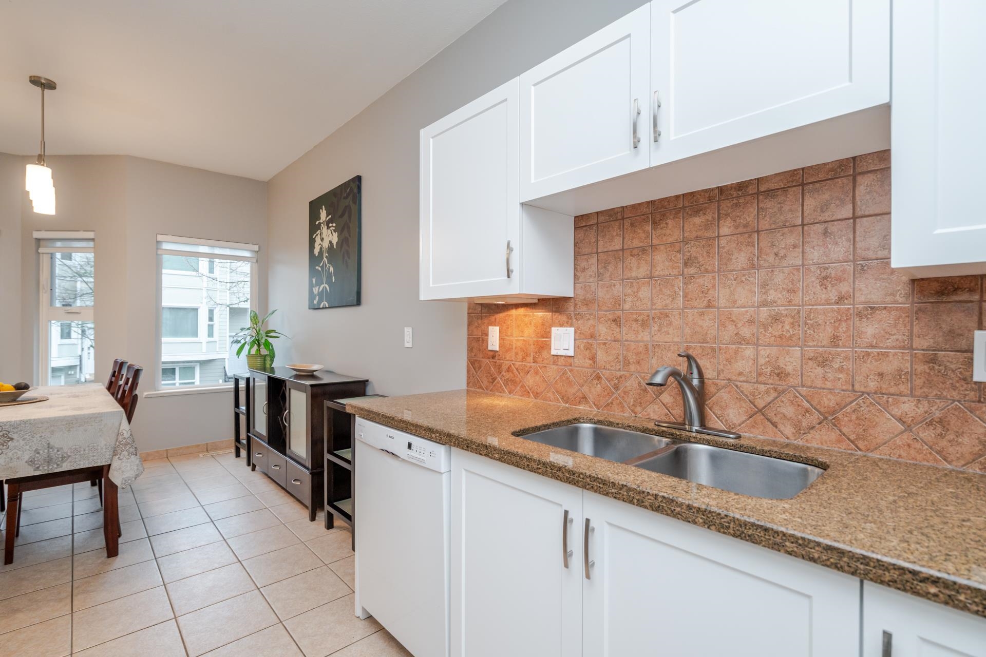 10340 156 Street 10