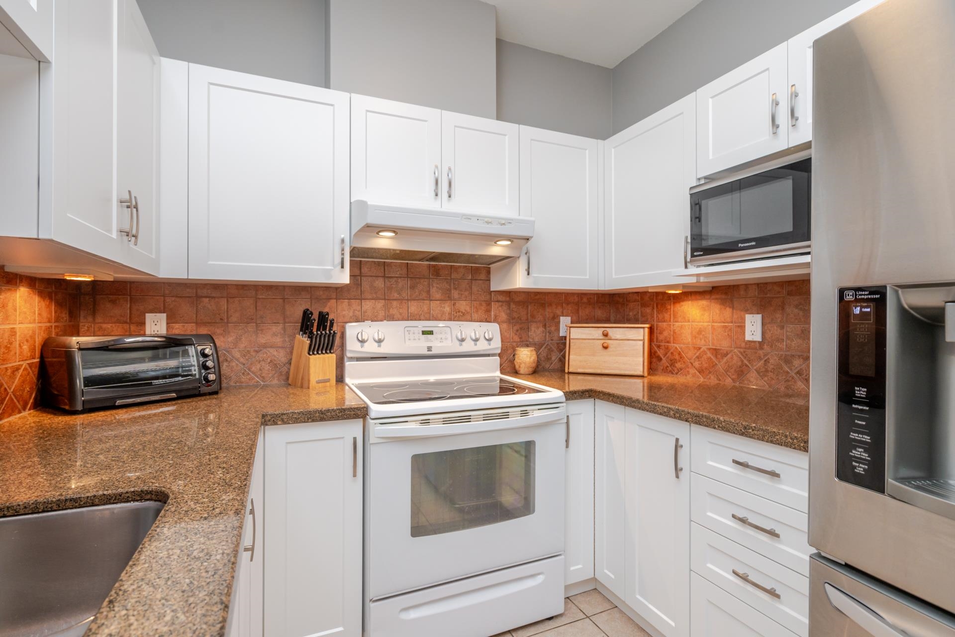 10340 156 Street 10
