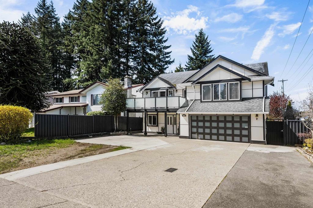 Photo of 3115 Mouat Drive, Abbotsford, BC V2T 4E5 (MLS # R3138547)