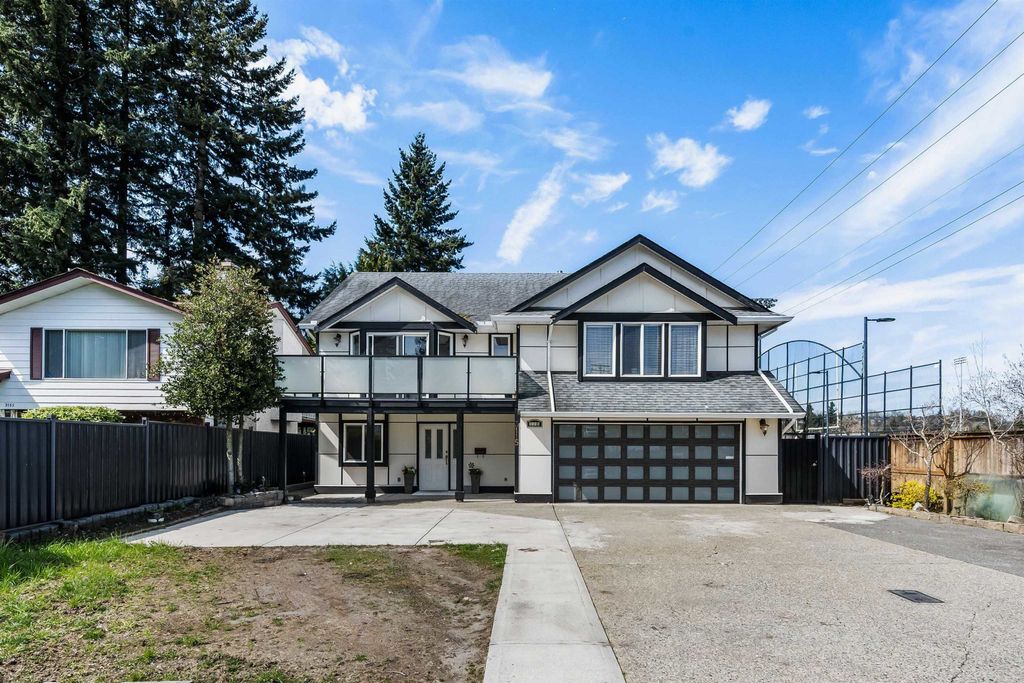 Photo of 3115 Mouat Drive, Abbotsford, BC V2T 4E5 (MLS # R3138547)