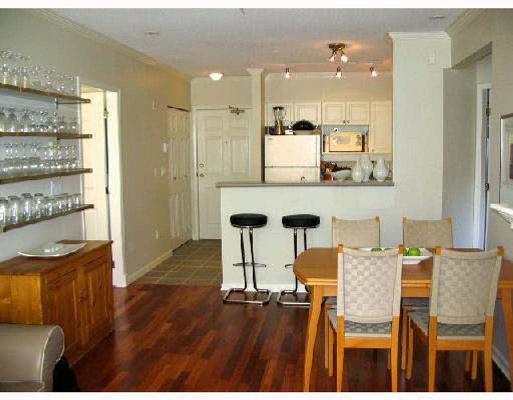 listing image 1108683242210447993