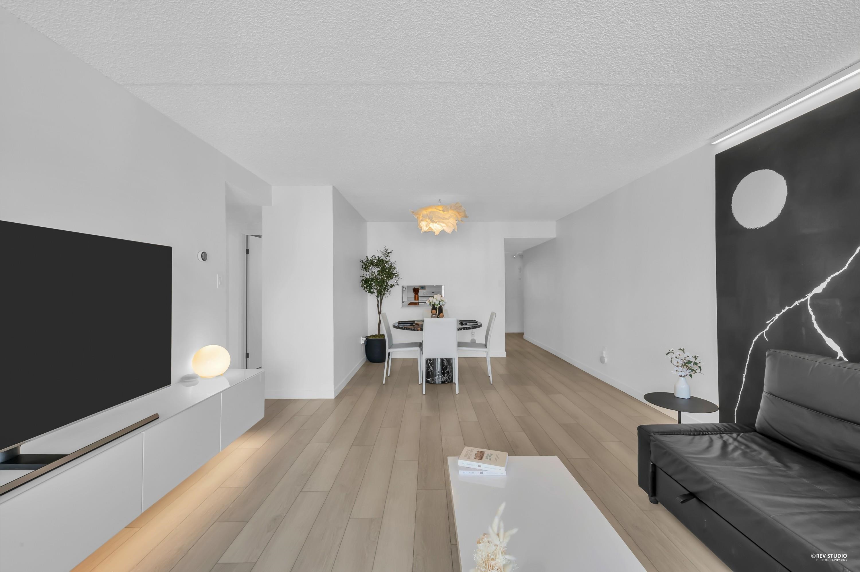 6595 Willingdon Avenue 1703