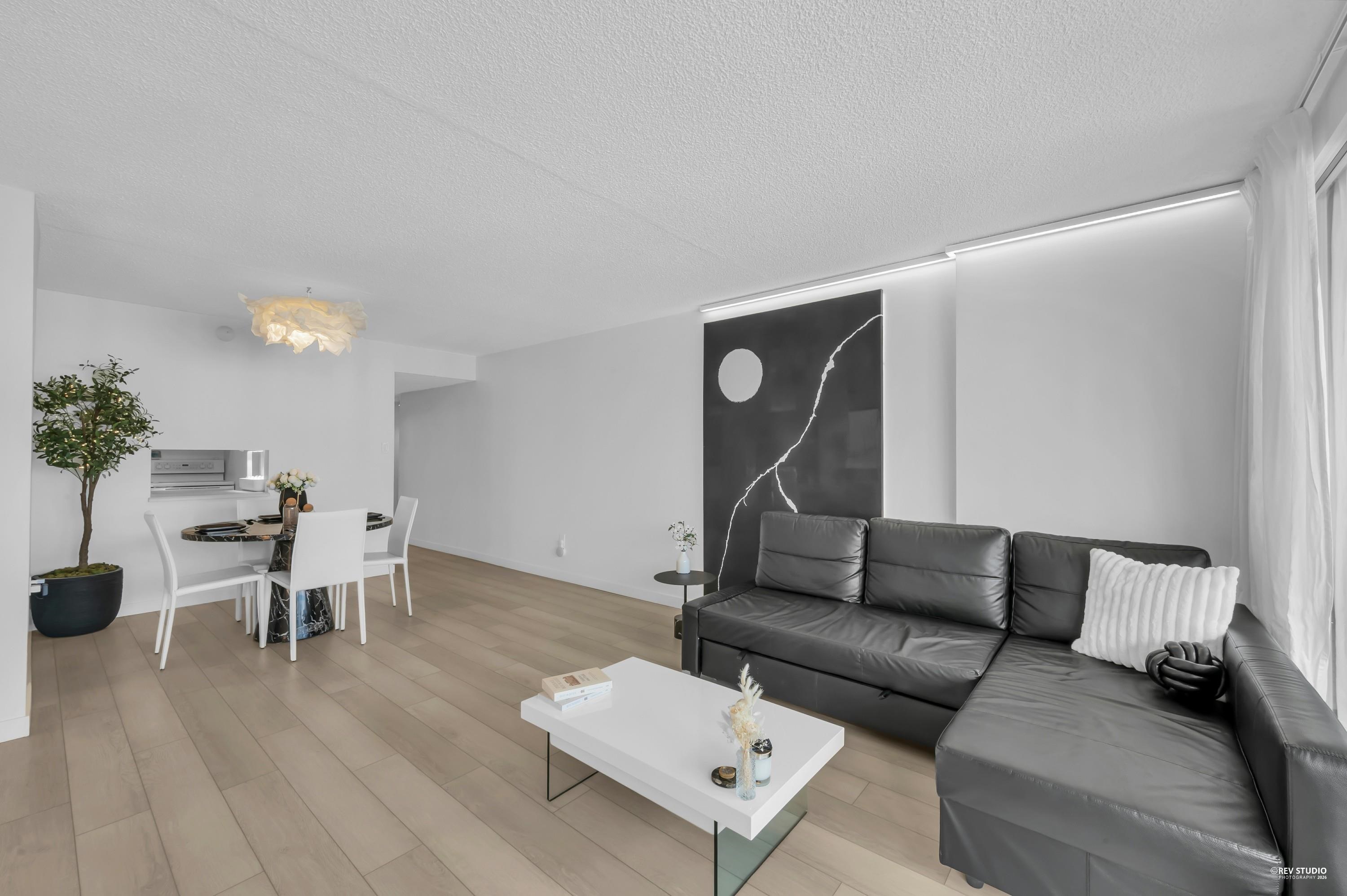 6595 Willingdon Avenue 1703