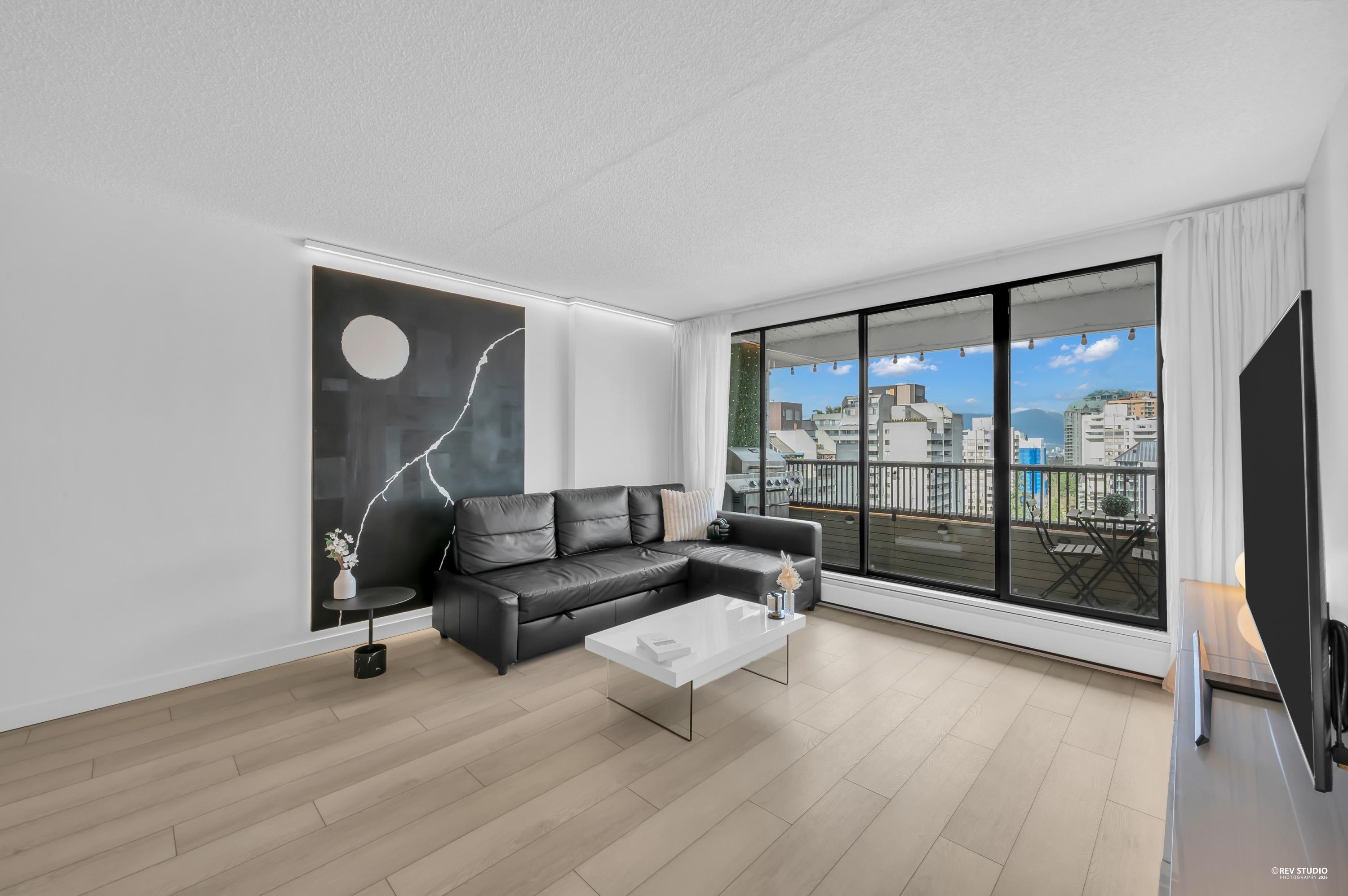 6595 Willingdon Avenue 1703