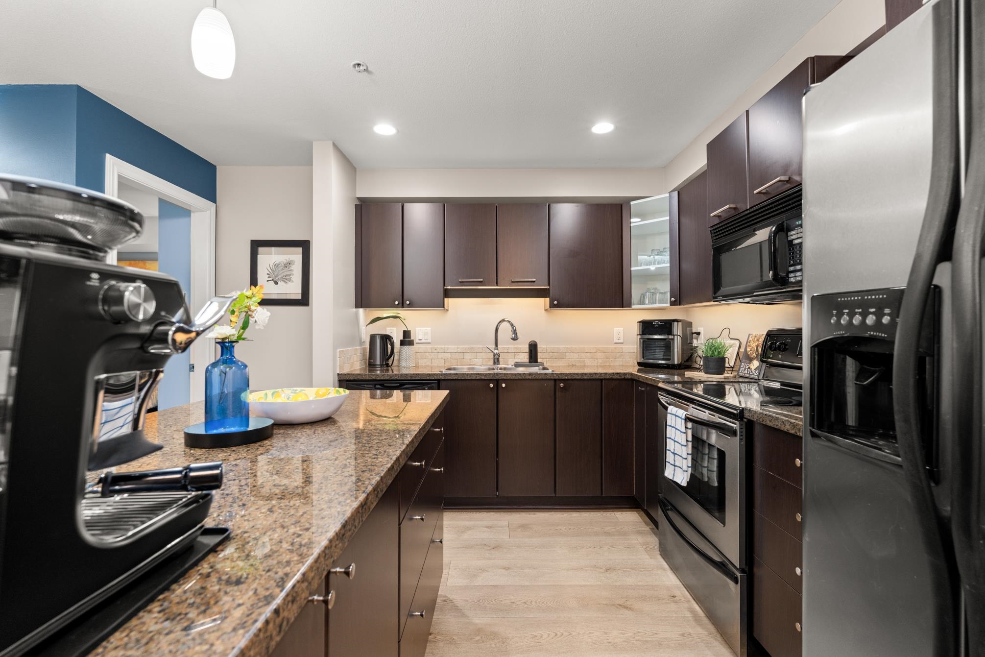 5454 198 Street 204