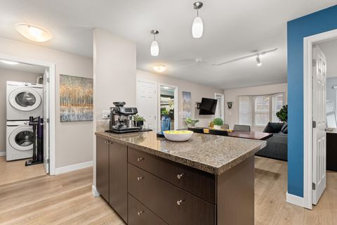 5454 198 Street 204 Langley BC V3A 1G2