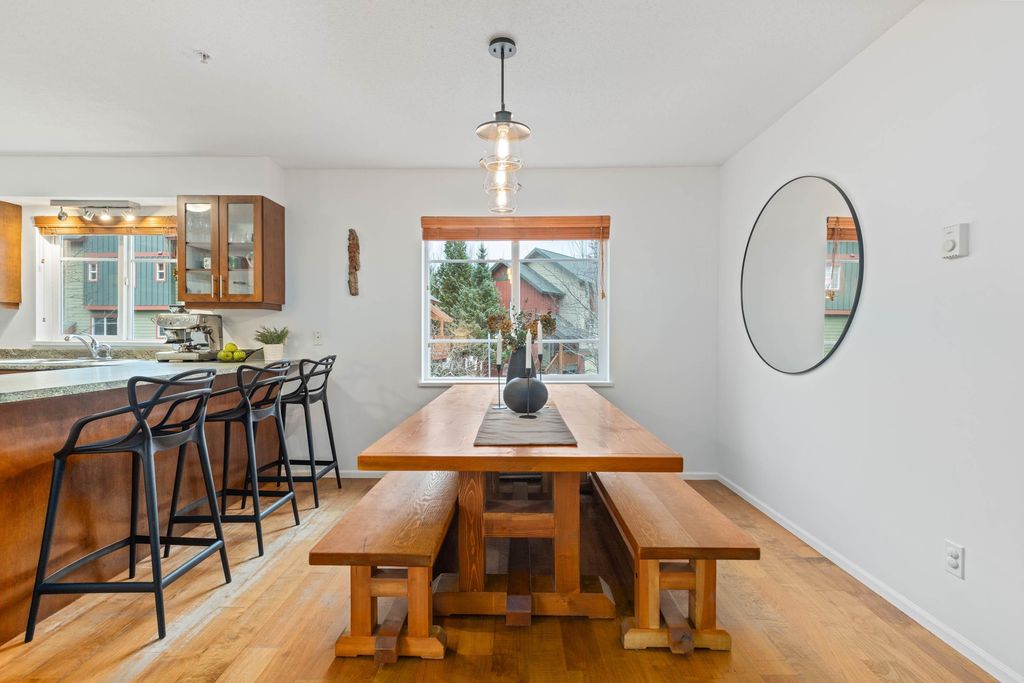 listing image 1108868798180754682