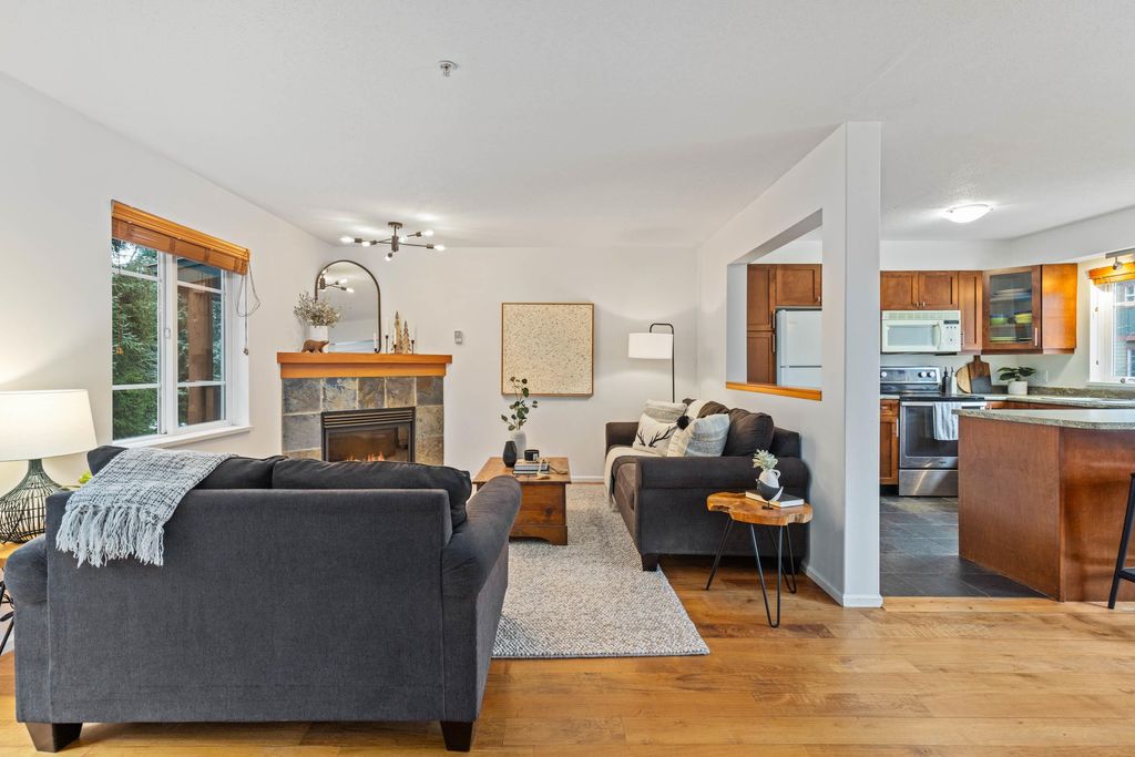 listing image 1105564555354454180