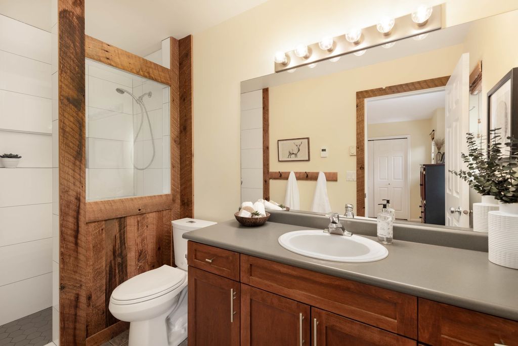 listing image 1103098860846827298