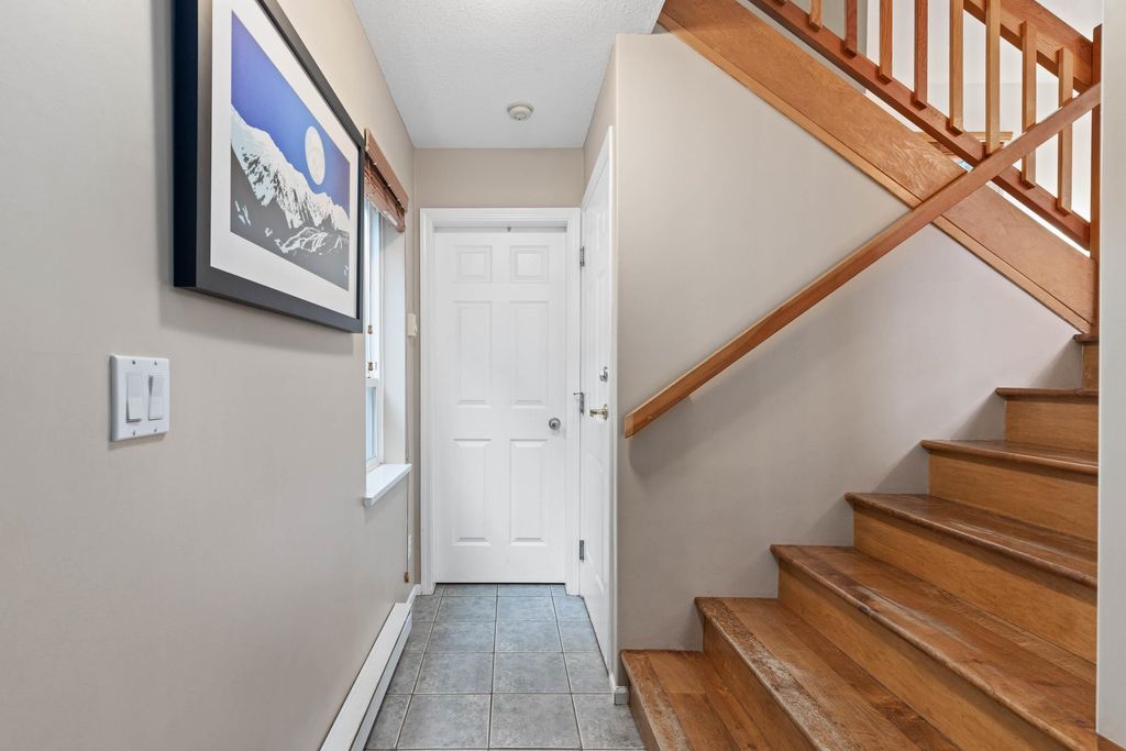 listing image 1100410533750859501