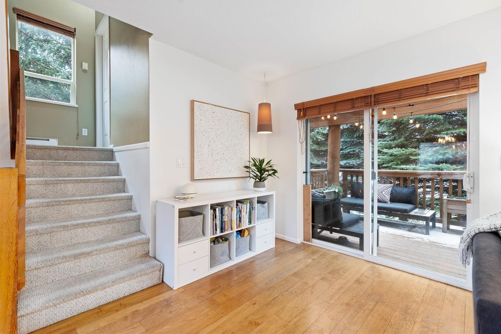 listing image 1100059147223570177