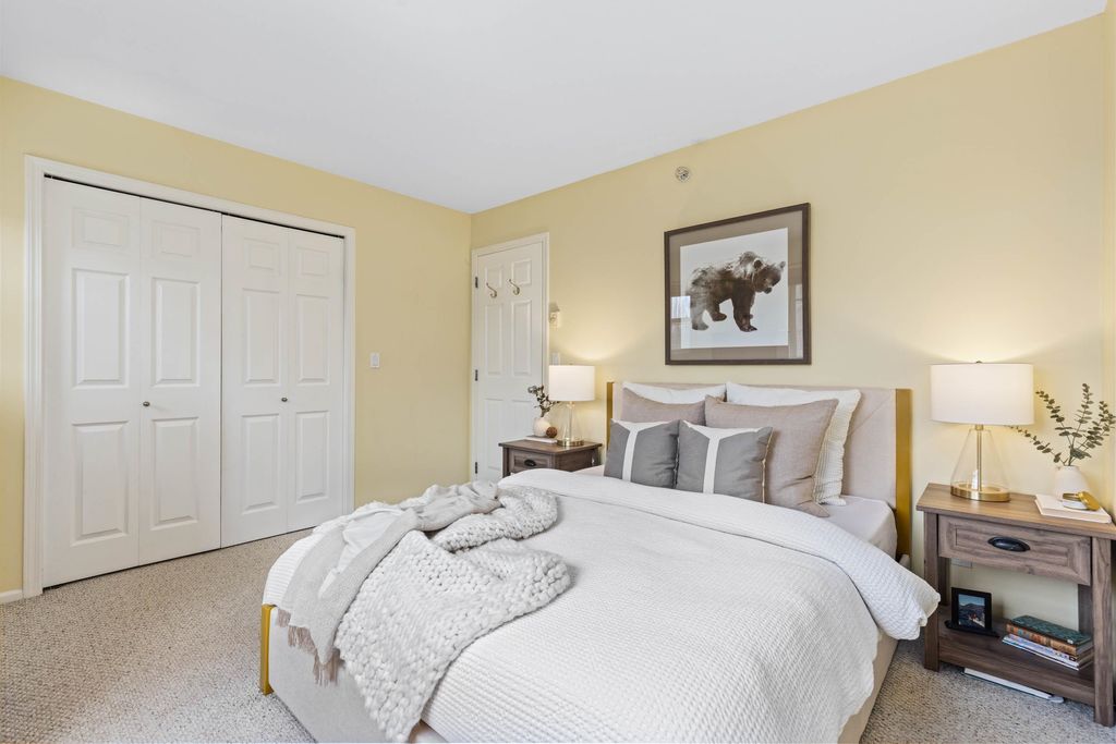 listing image 1104271433642294629