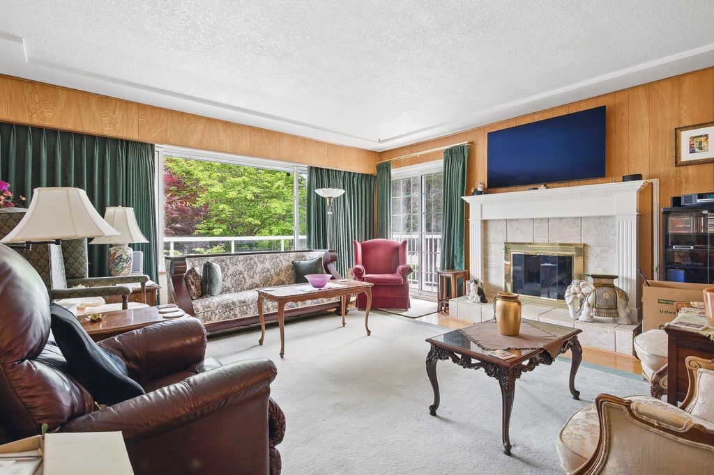 listing image 1104208348585213935