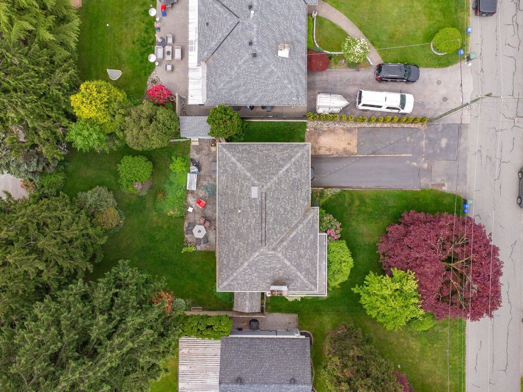 listing image 1108570736392572971
