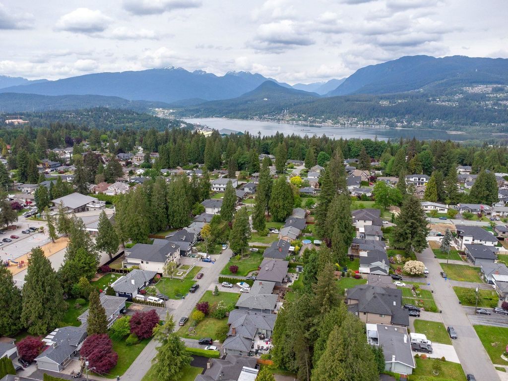 listing image 1106177229965672806