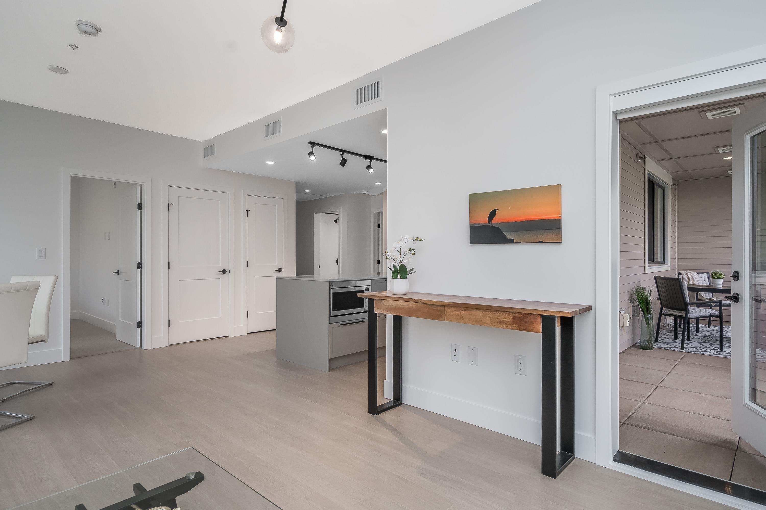 320 Ridge Street 102