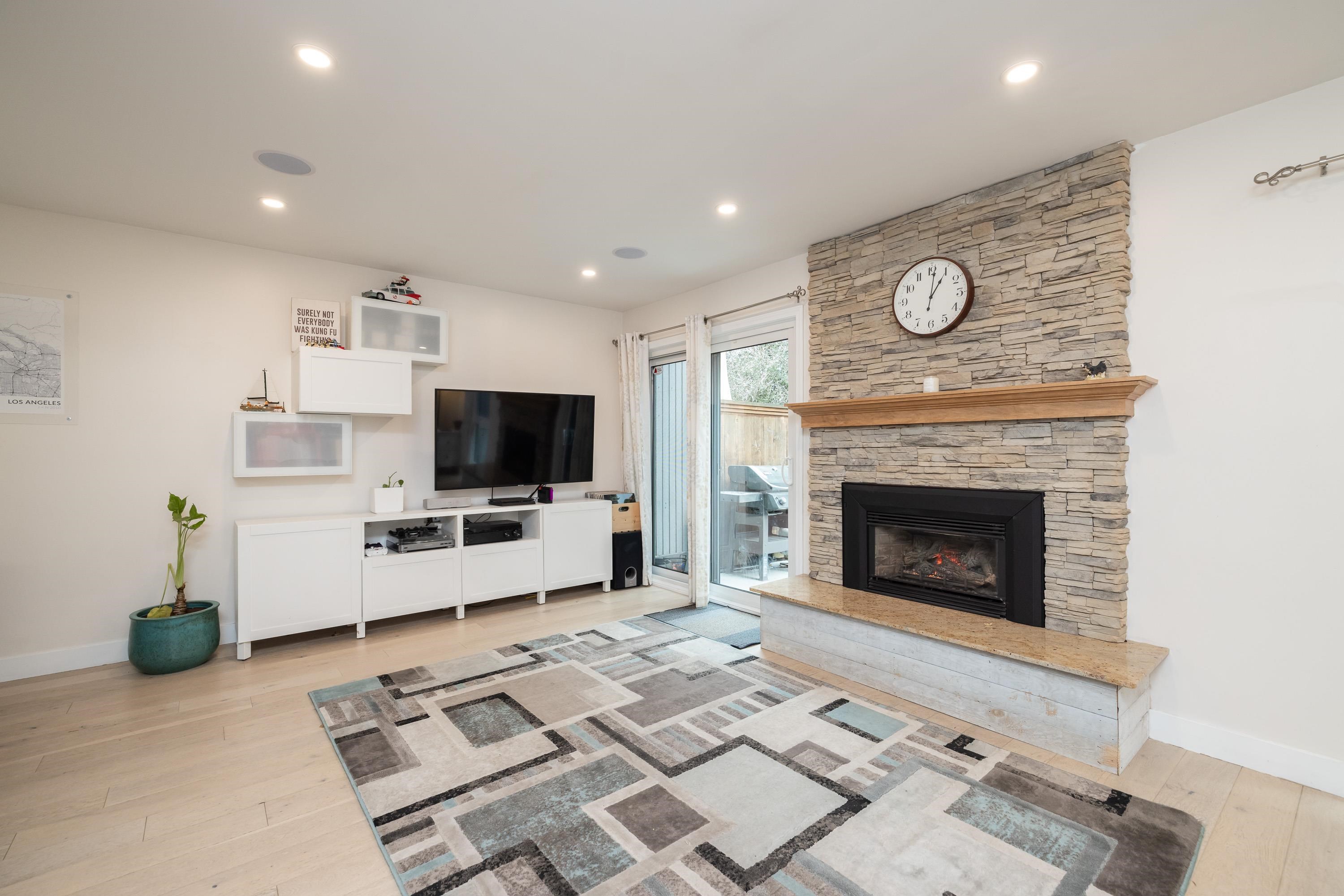 5600 Ladner Trunk Road 3