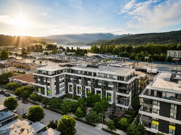 3018 St George Street 605 Port Moody BC V3H 0L4