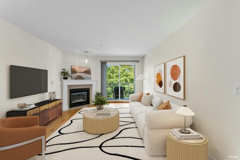 4758 53 Street 302 Delta BC V4K 2Z1