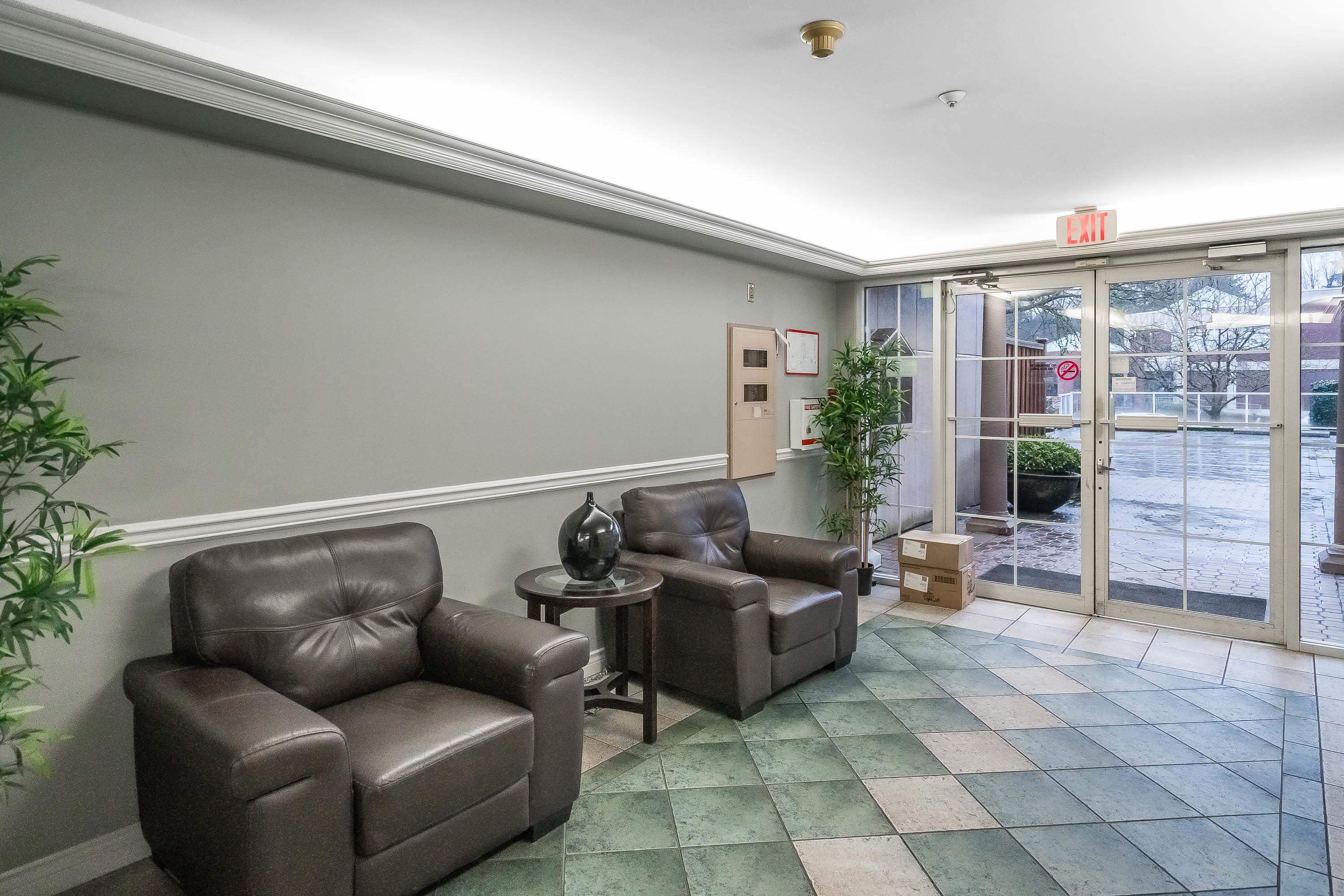 2678 Dixon Street 401