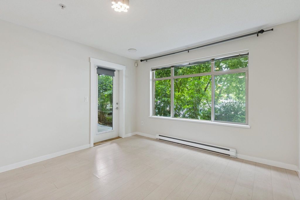 listing image 1105961215146112729