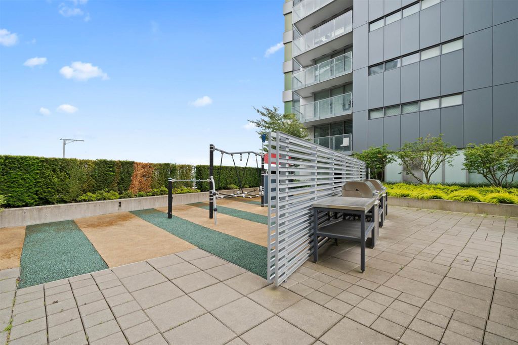 listing image 1105543238164045937