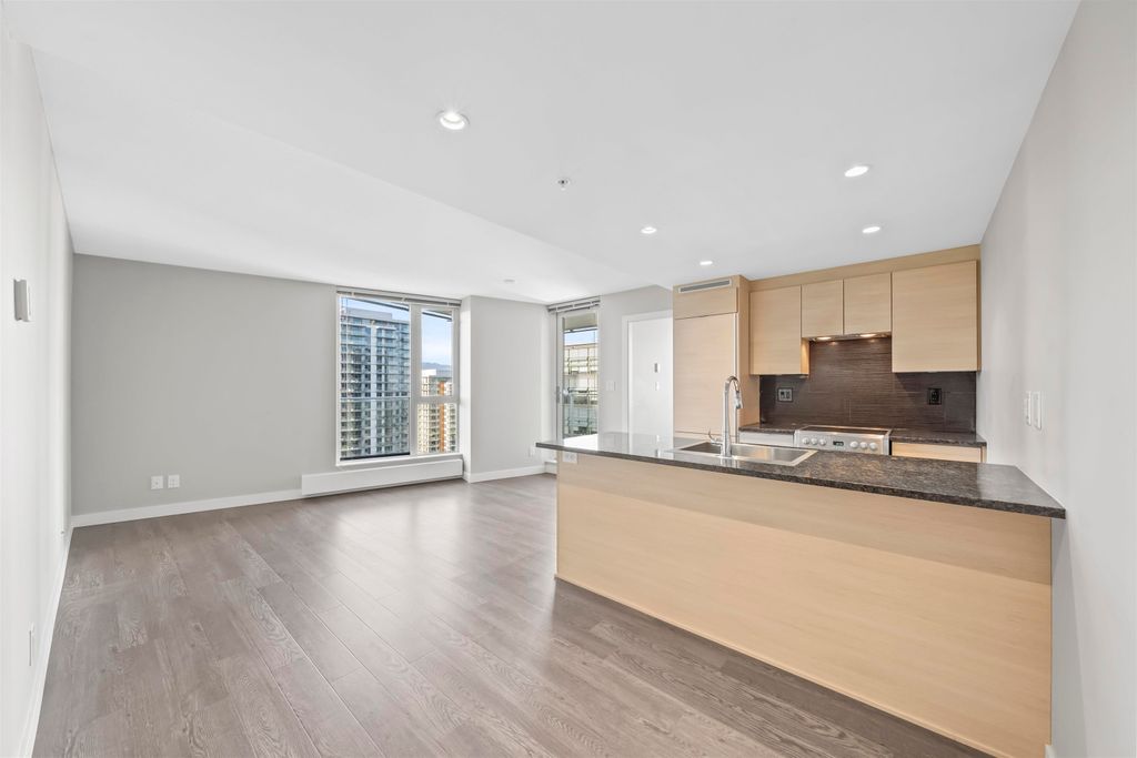listing image 1105358581181188066