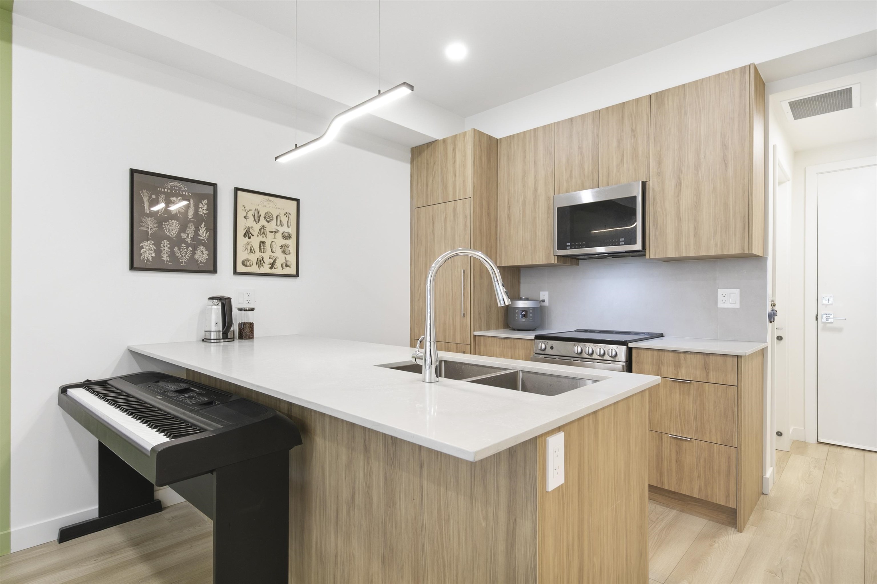 11913 Burnett Street 303