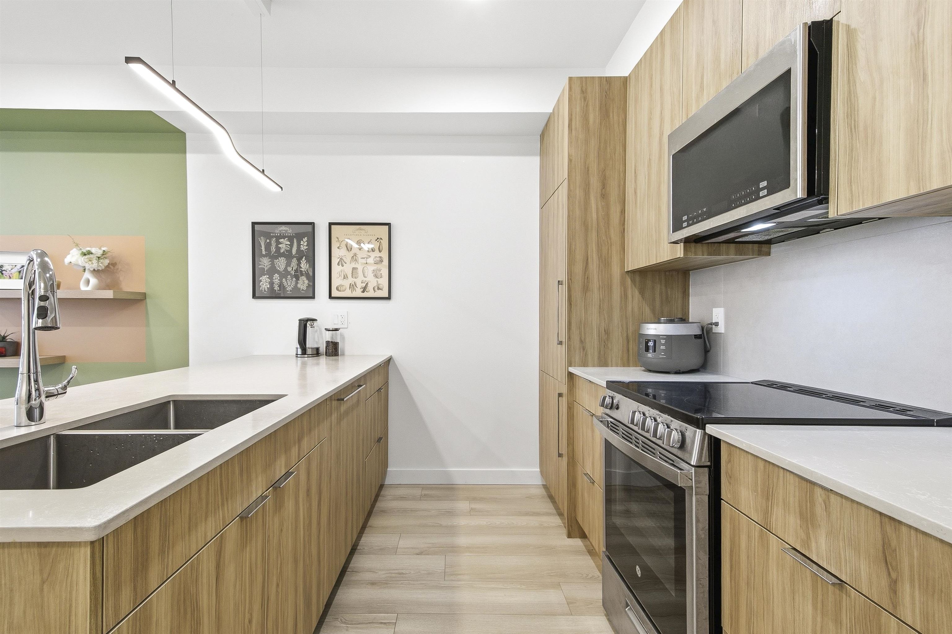 11913 Burnett Street 303