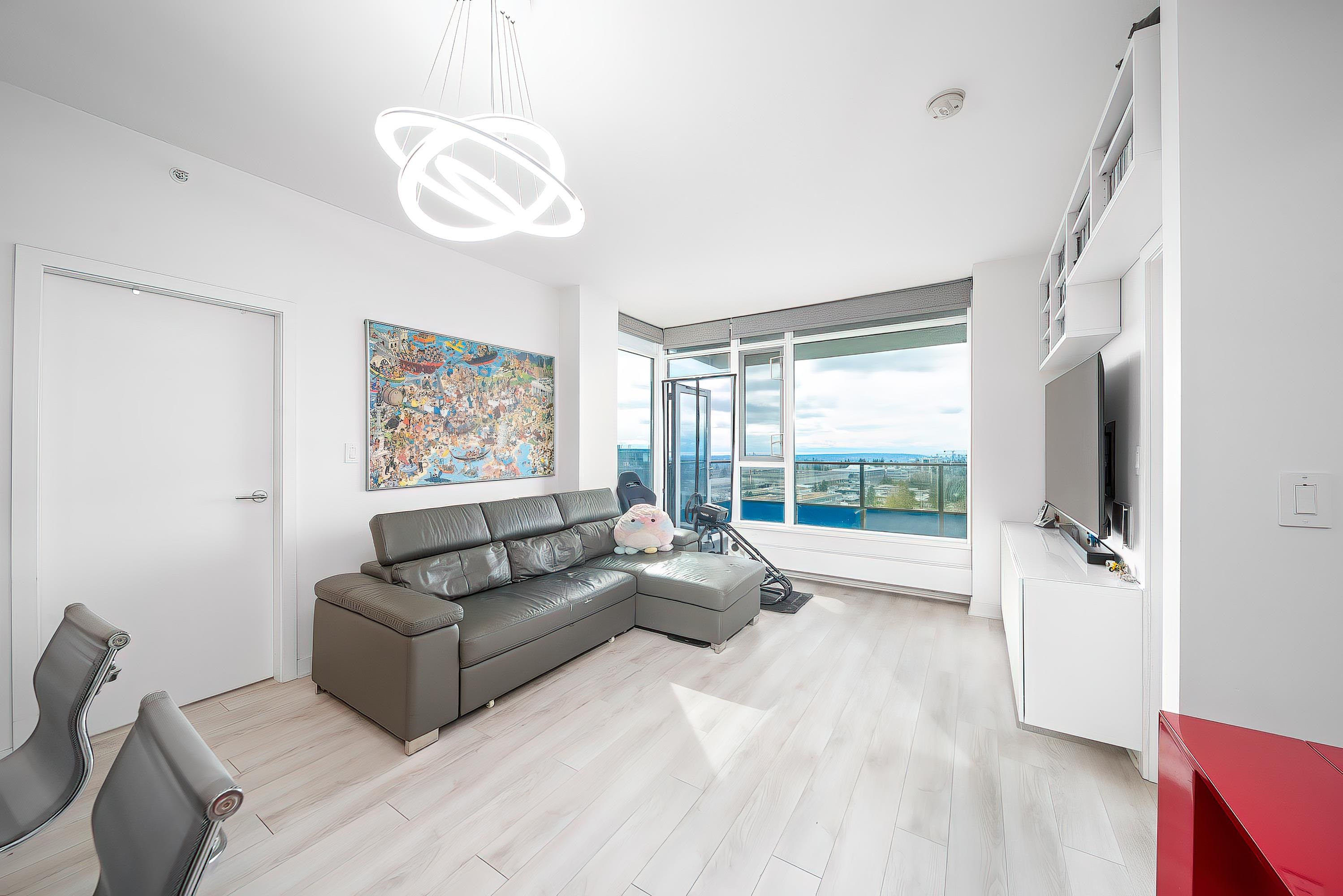 8850 University Crescent 1206