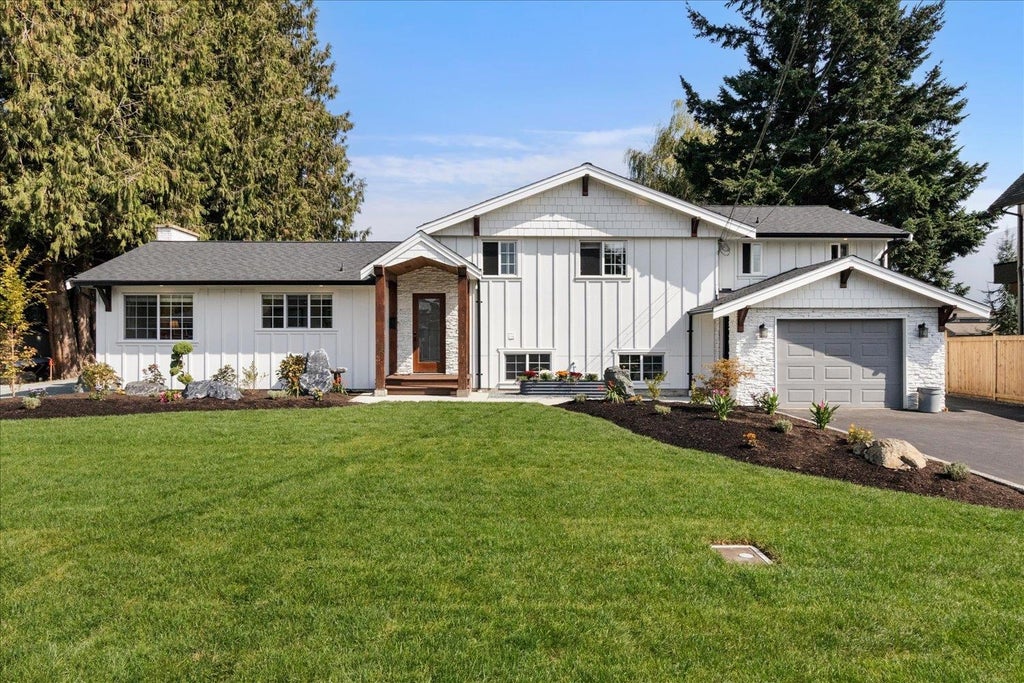 Photo of 9862 Gracemar Drive, Chilliwack, BC V2P 7P2 (MLS # R3170286)