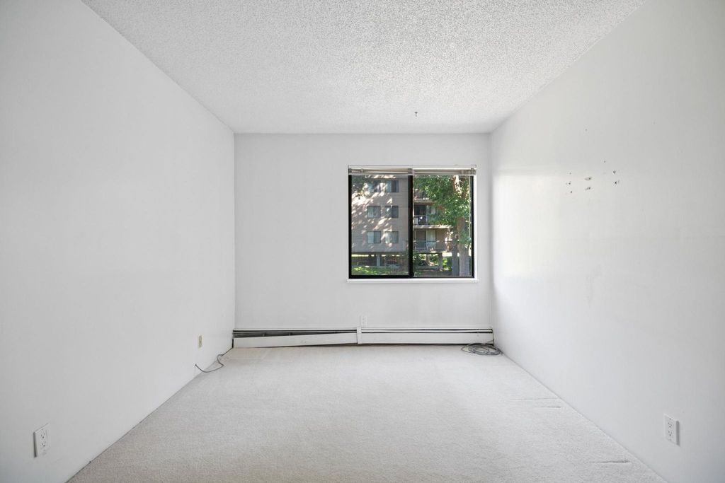 listing image 1108088068212436293