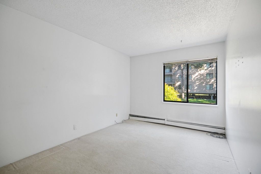 listing image 1107773515607074302