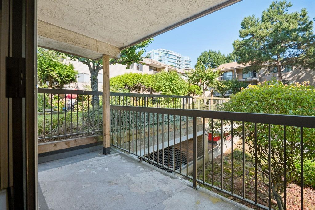 listing image 1106450138087353564