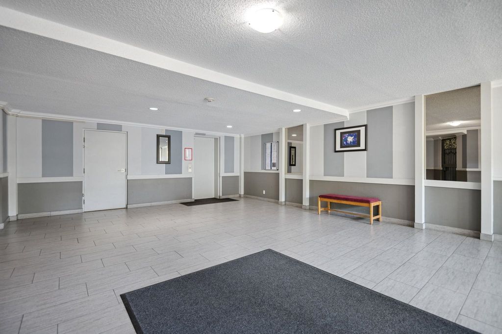 listing image 1106527086342888852