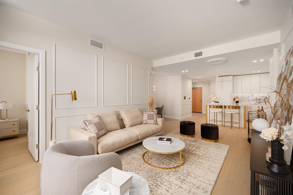 listing image 1104806094548404558