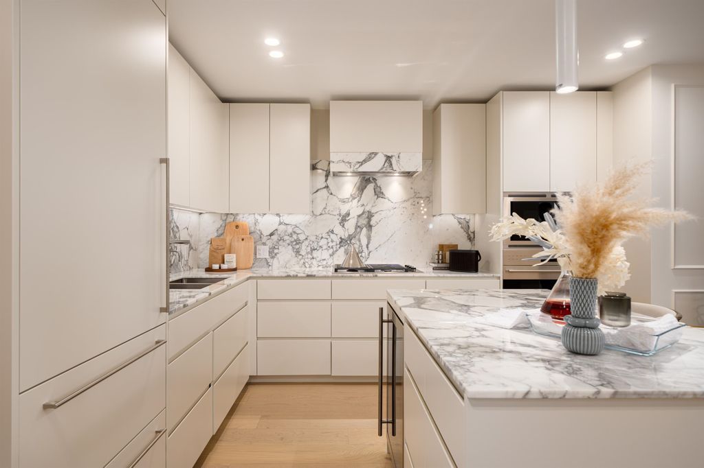 listing image 1107311971612387066