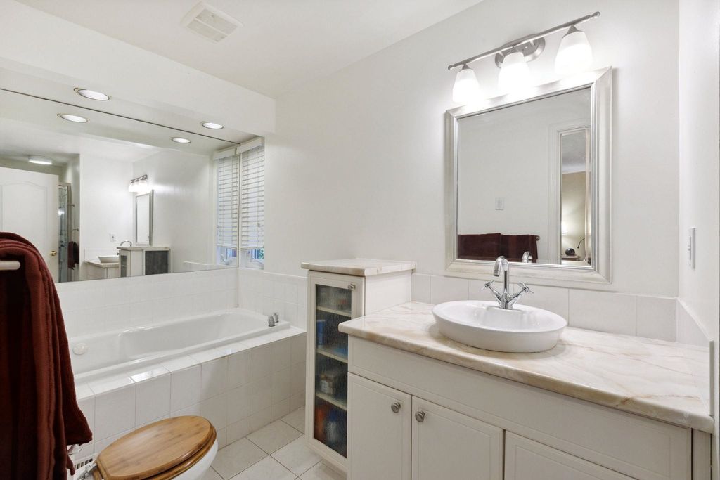 listing image 1100116520906804362