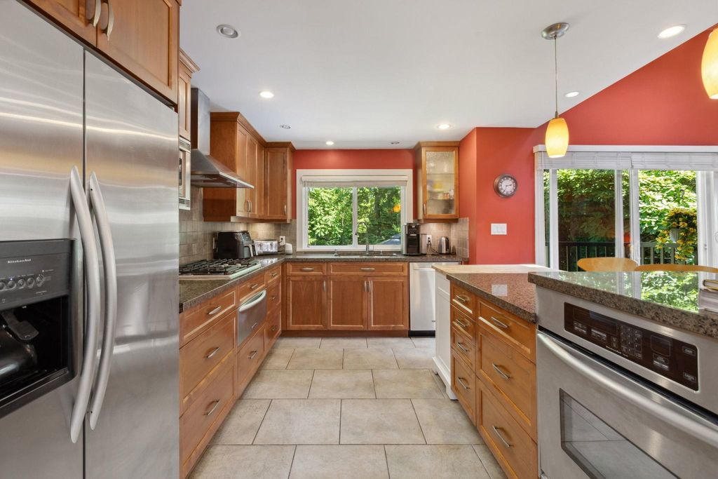 listing image 1108650390474864118