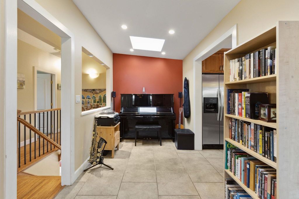 listing image 1105058384906323673