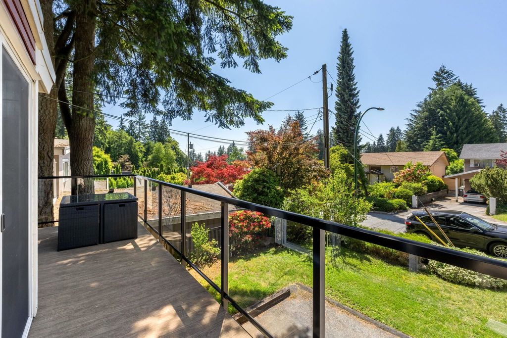 listing image 1106996534728932882