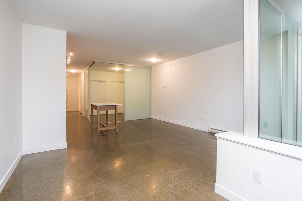 listing image 1106017035435711900