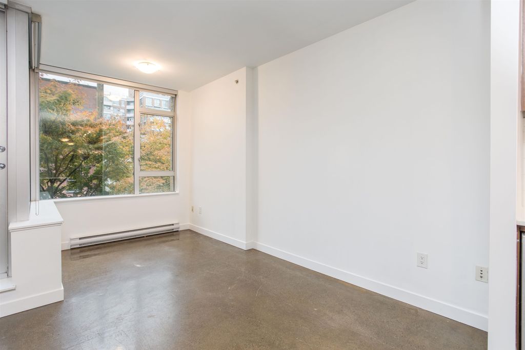 listing image 1106629928809545164