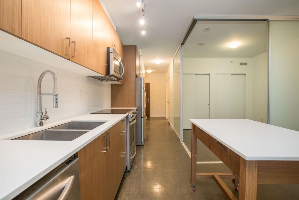 listing image 1109627102093644789