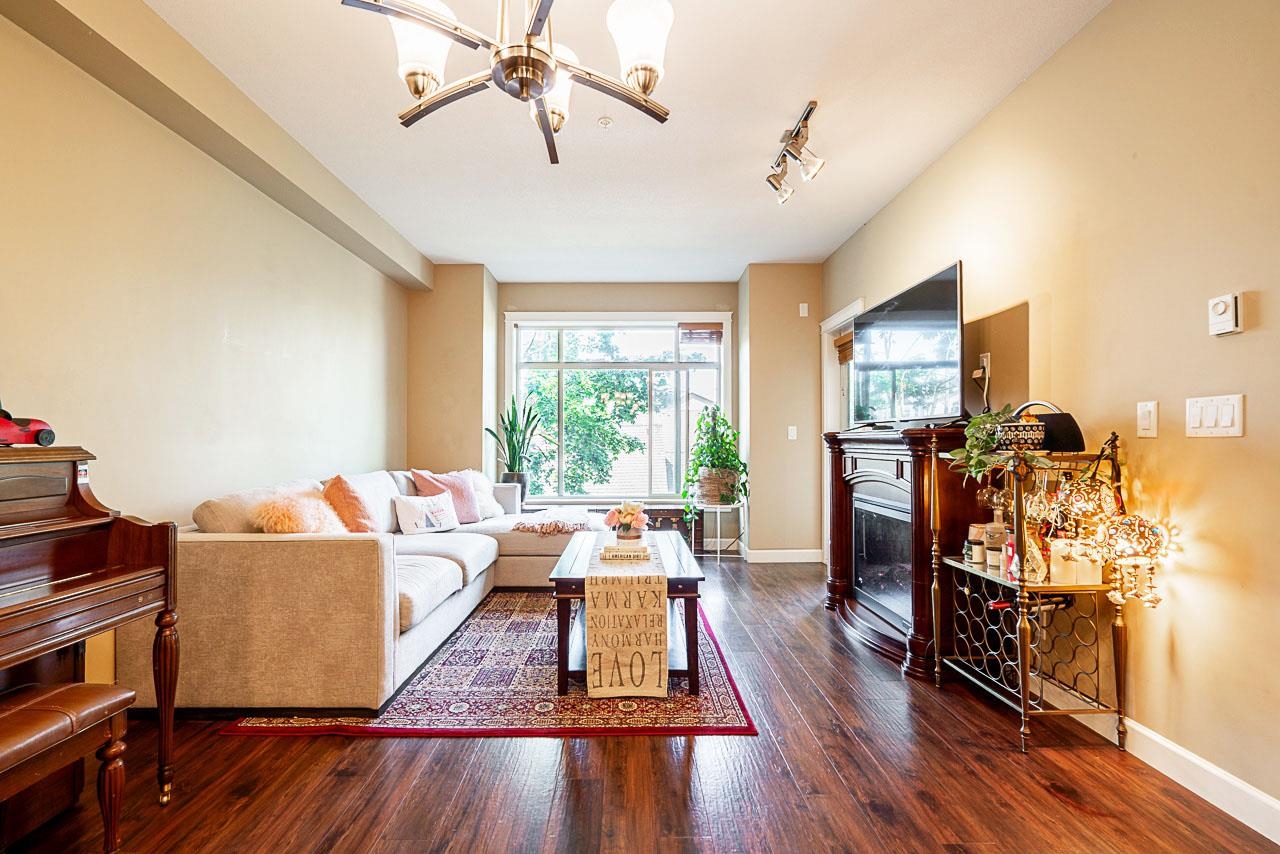 8328 207a Street 266