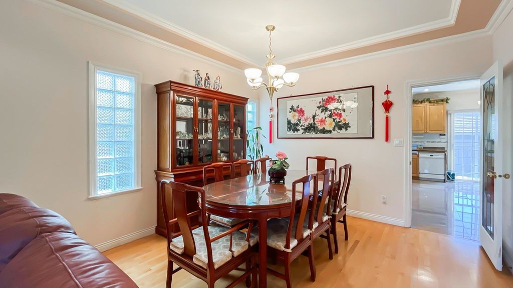 listing image 1104371585559511247