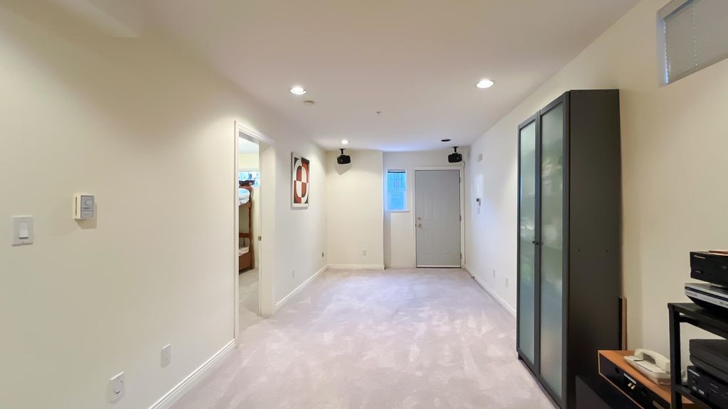 listing image 1108114674064360340