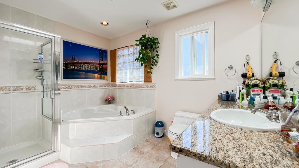 listing image 1105988855974270559