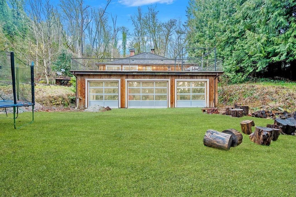 Photo of 25745 Lougheed Highway, Maple Ridge, BC V2W 1M3 (MLS # R3137666)