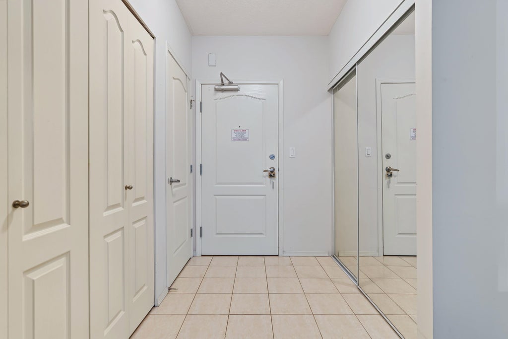Photo of 12148 224 Street #108, Maple Ridge, BC V2X 3N8 (MLS # R3172408)